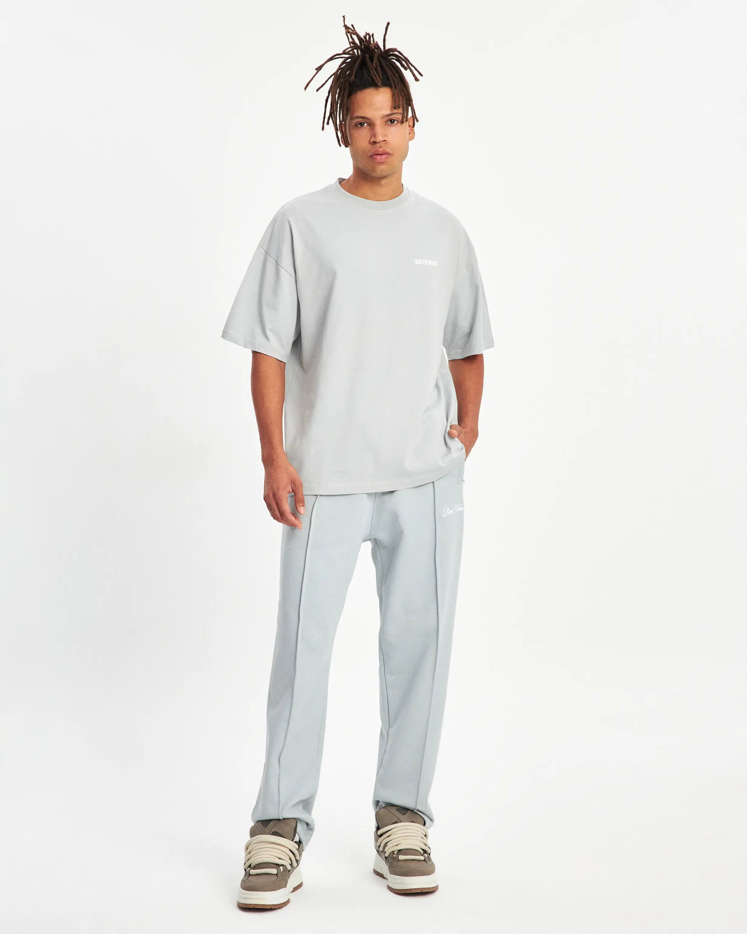 OVERSIZED ARCHED T-SHIRT  - GREY