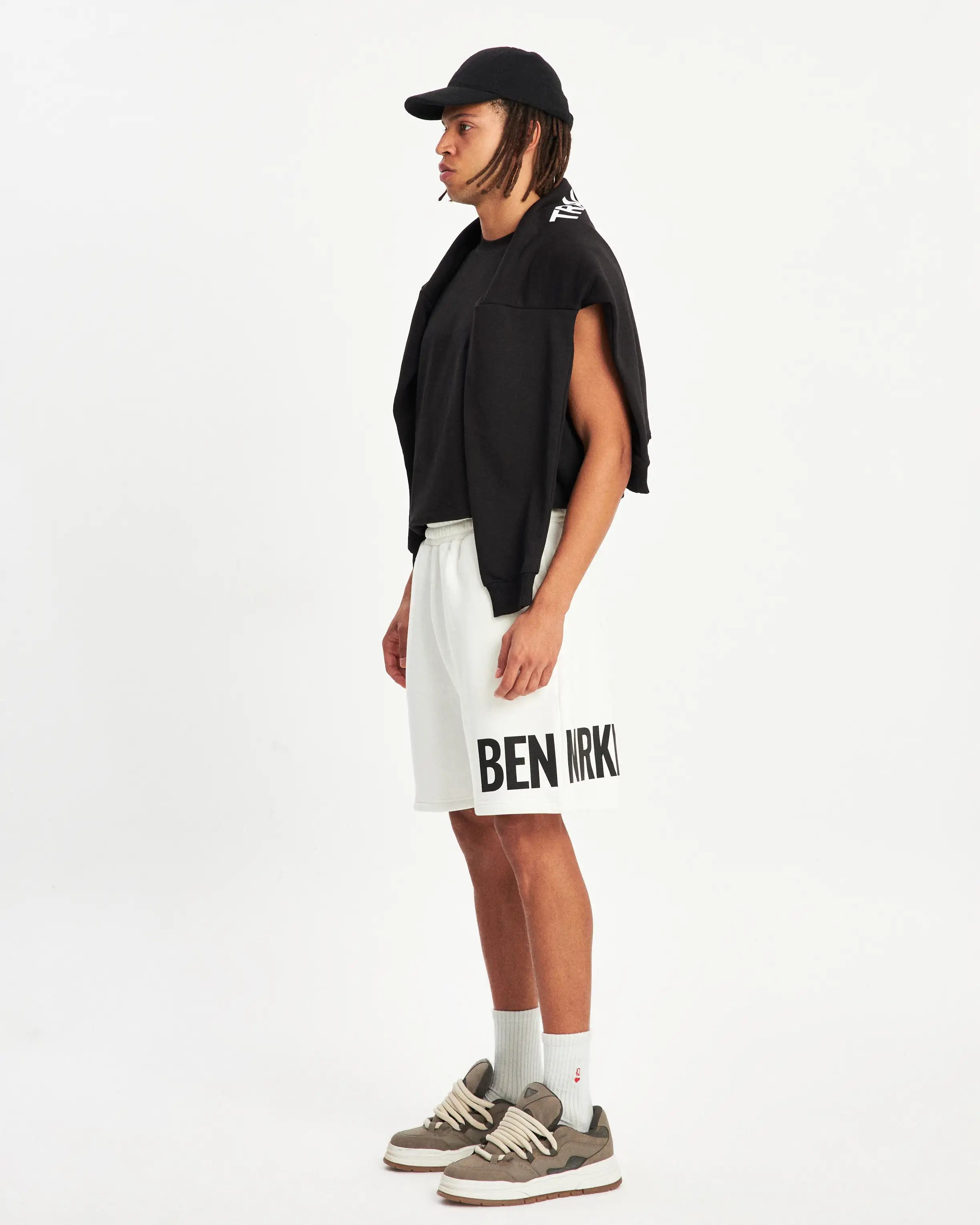 BENNRKN SHORT - OFF WHITE