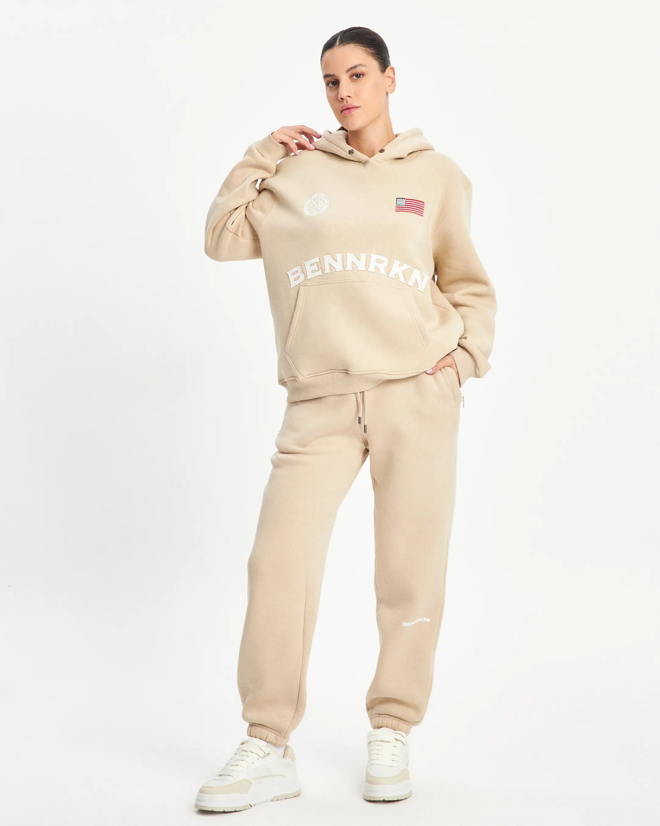 HALL OF FAME HOODIE-BEIGE